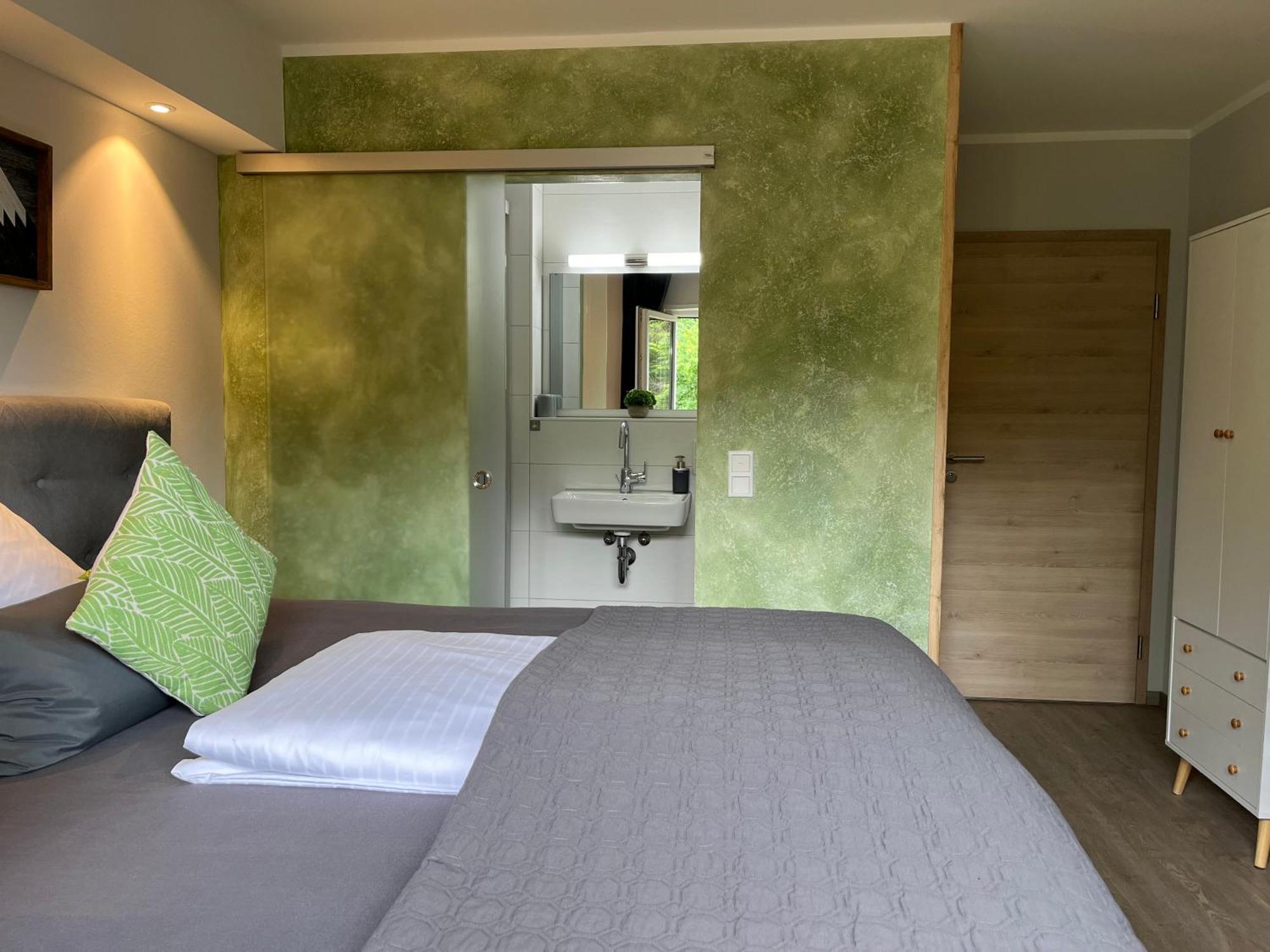 Hotel-Restaurant Berghof Johannesberg Eksteriør billede